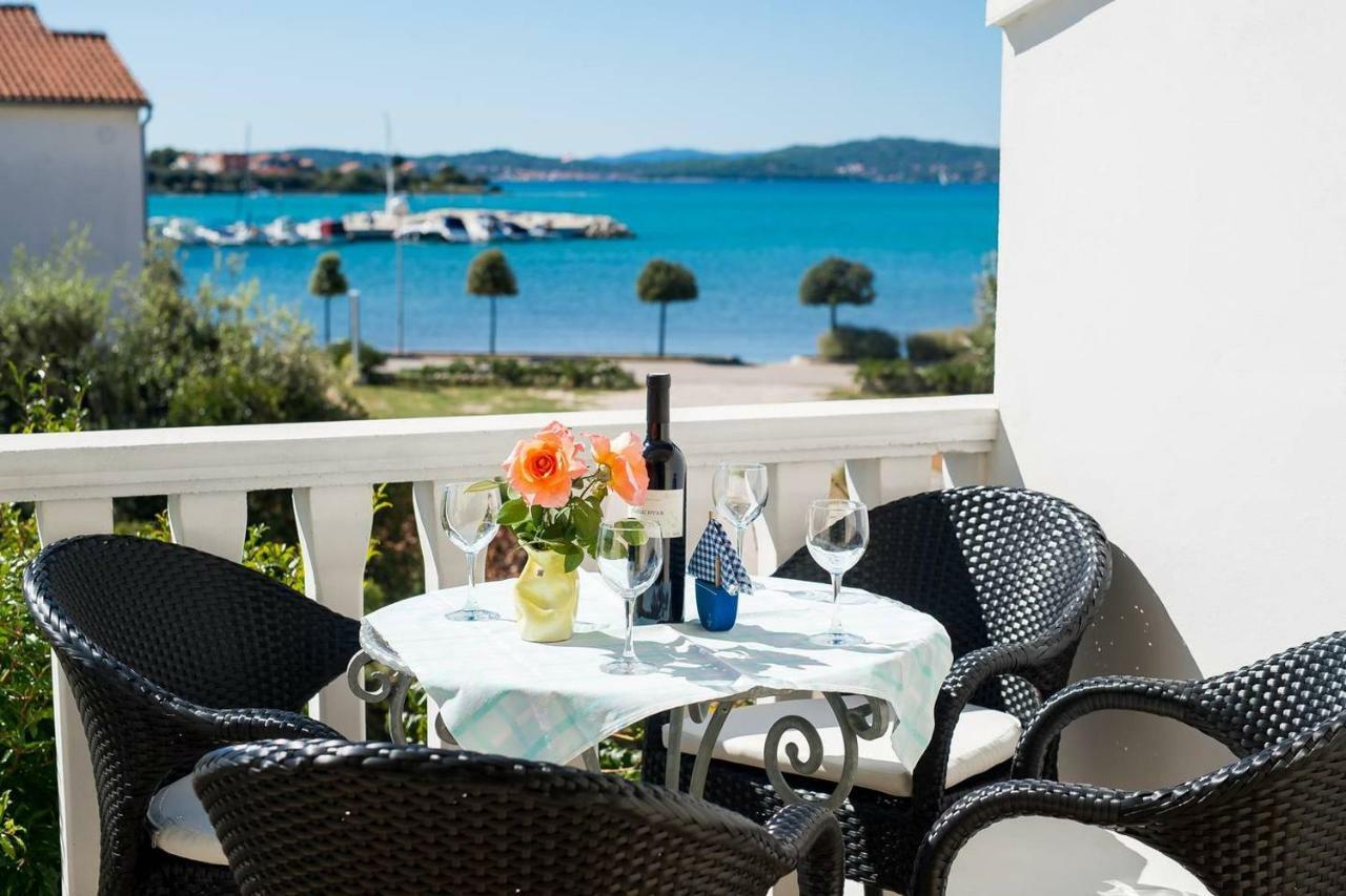 Apartmani Labud Sukošan Exterior foto